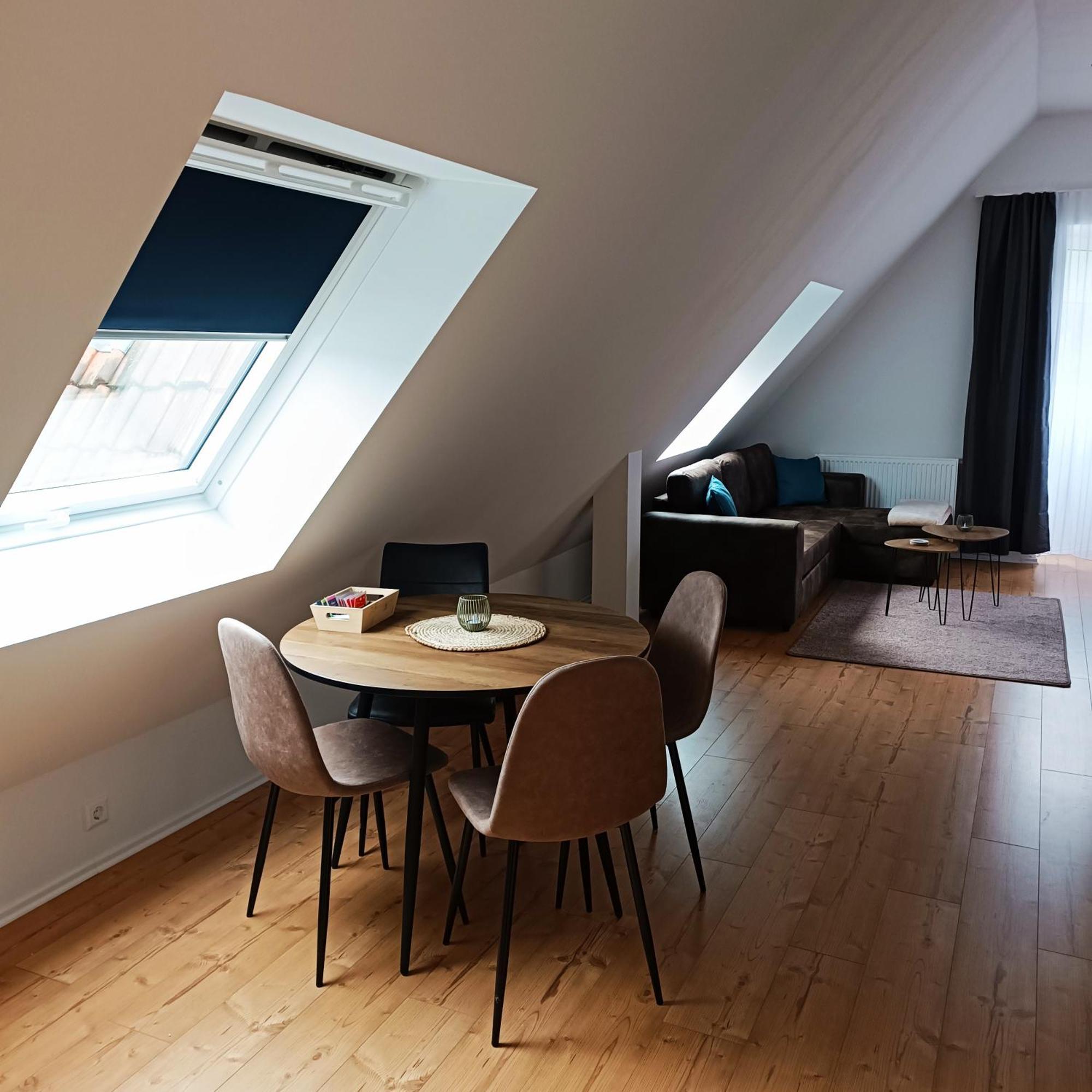 Hotel Ari ไคเซอร์สเลาเทิร์น ภายนอก รูปภาพ